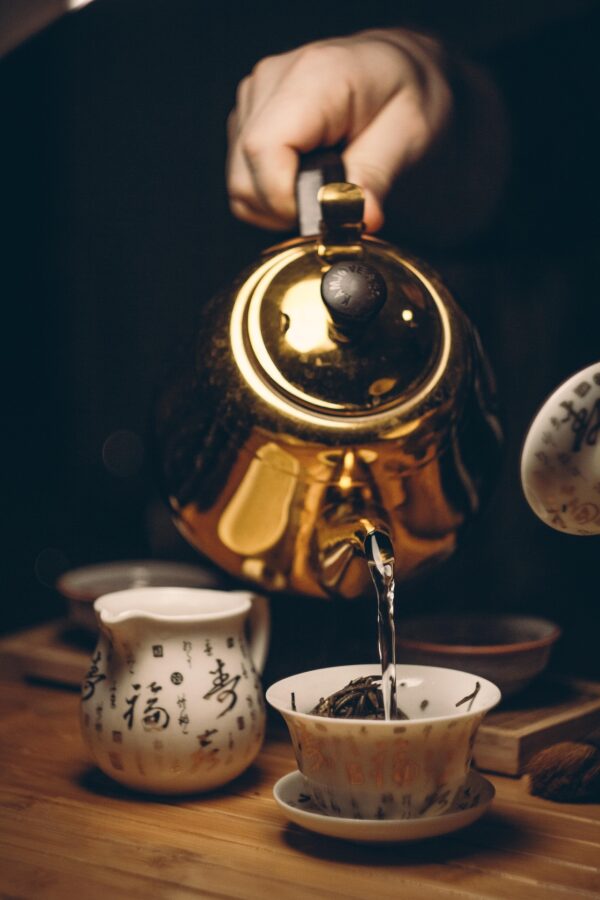 Nifelclub: High Tea